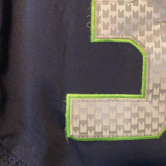 NFL Seahawks jersey #3 Wilson size 44 (L) - Picture 3 of 5